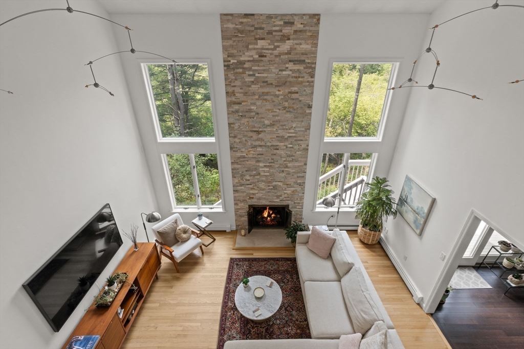 4 Canterbury Lane