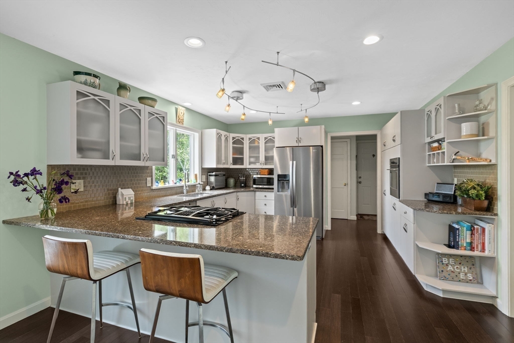 4 Canterbury Lane