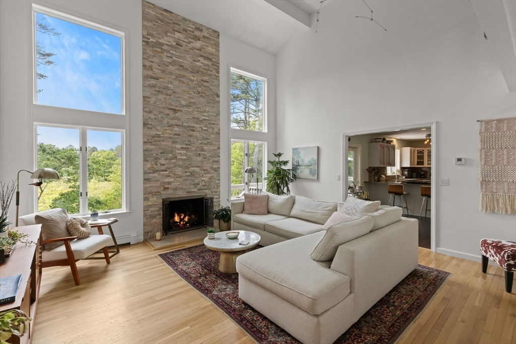 4 Canterbury Lane