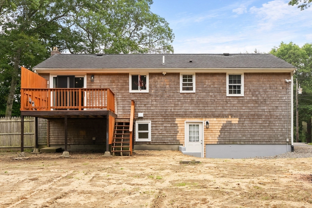 8 Santo St