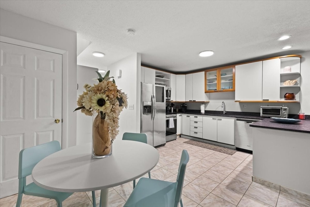 84 Roundhouse Rd # 84