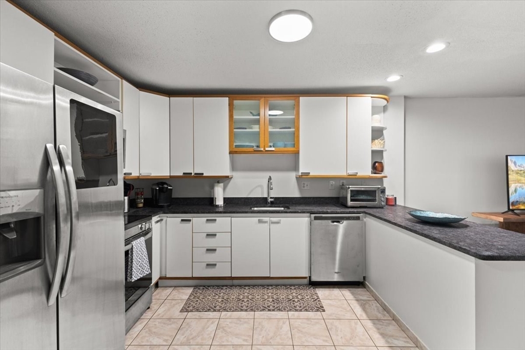 84 Roundhouse Rd # 84