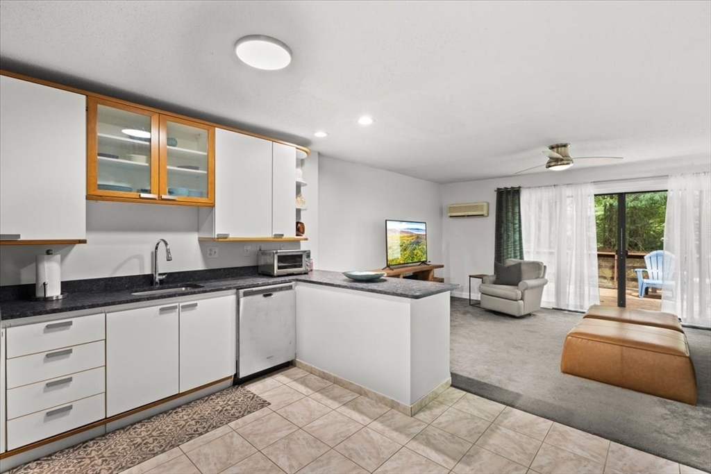 84 Roundhouse Rd # 84