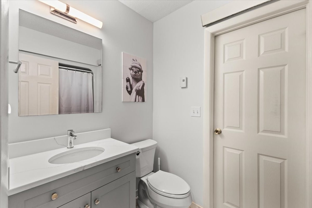 84 Roundhouse Rd # 84