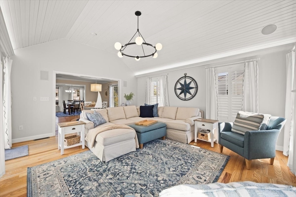 20 Settlers Way