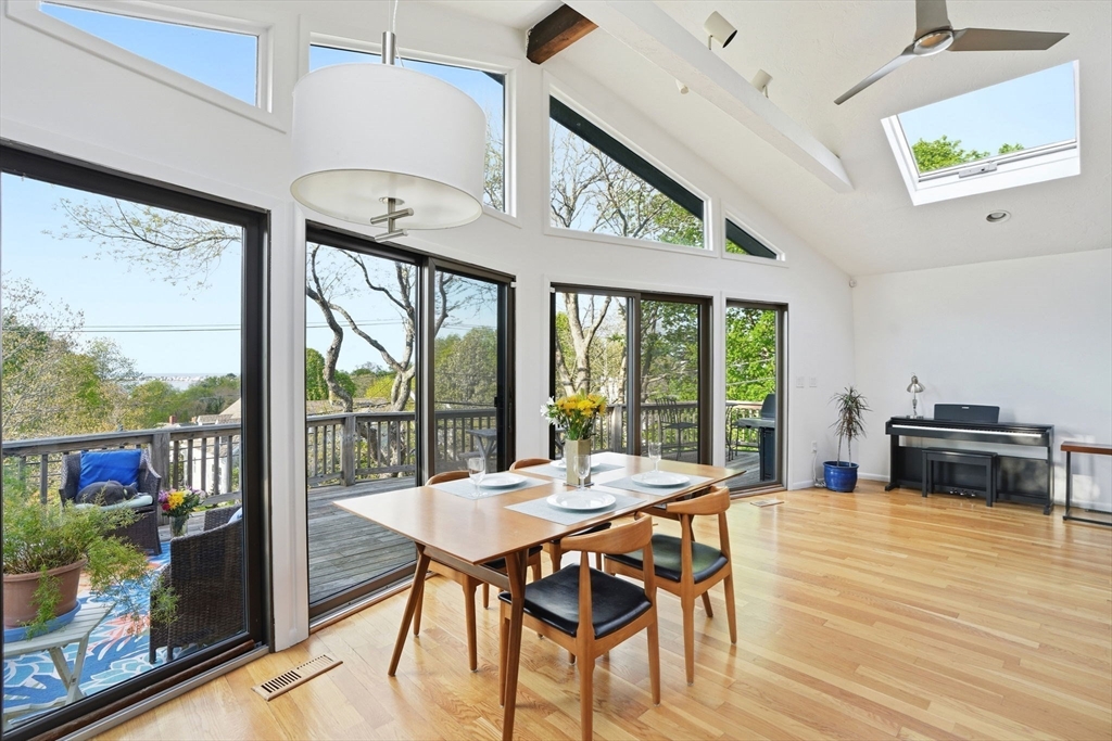 6 Upland Road