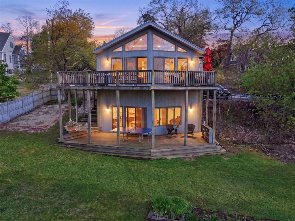 6 Upland Road
