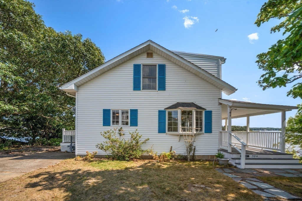 584 Circuit Ave