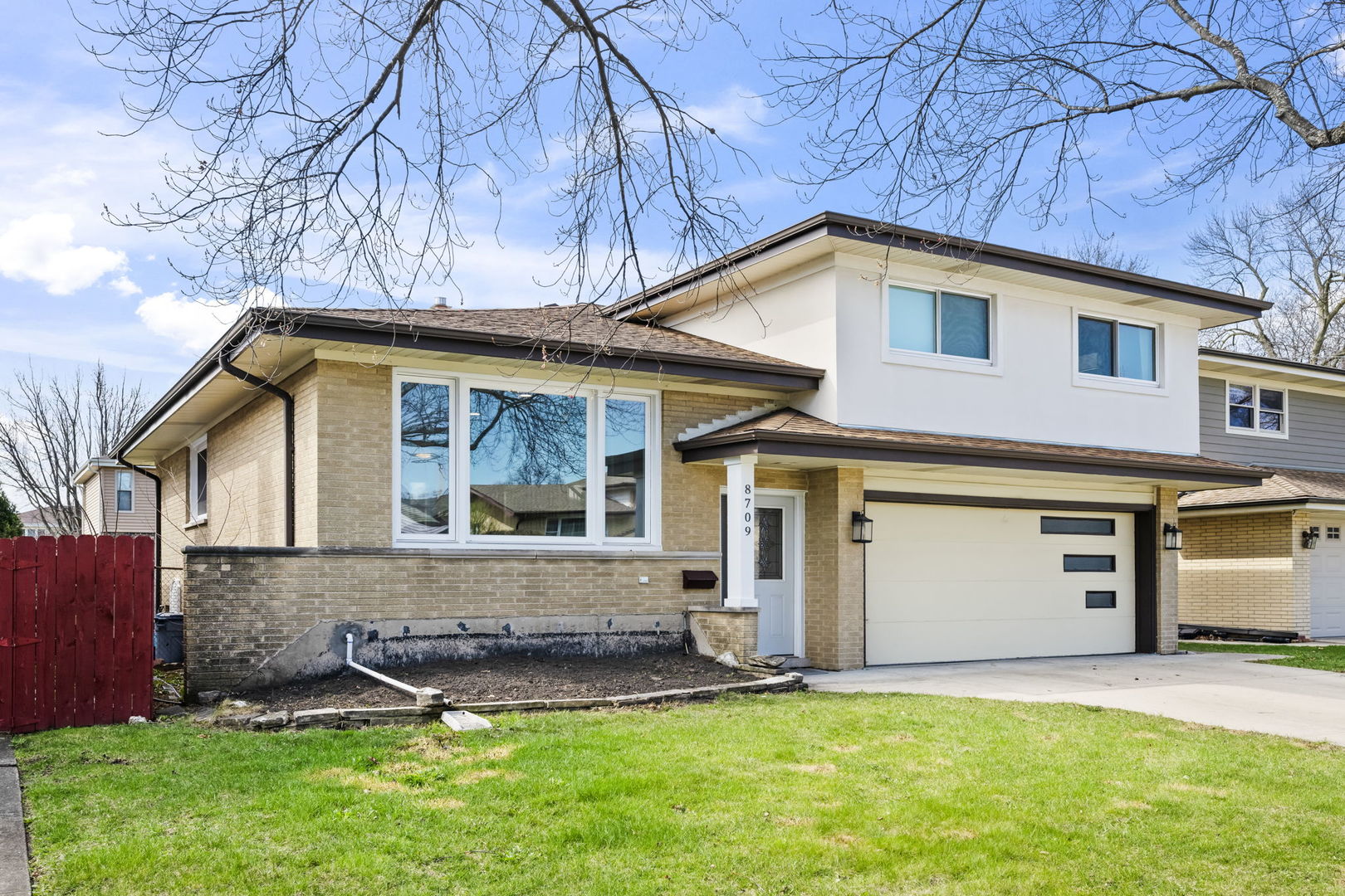 8709 W Madison Drive
