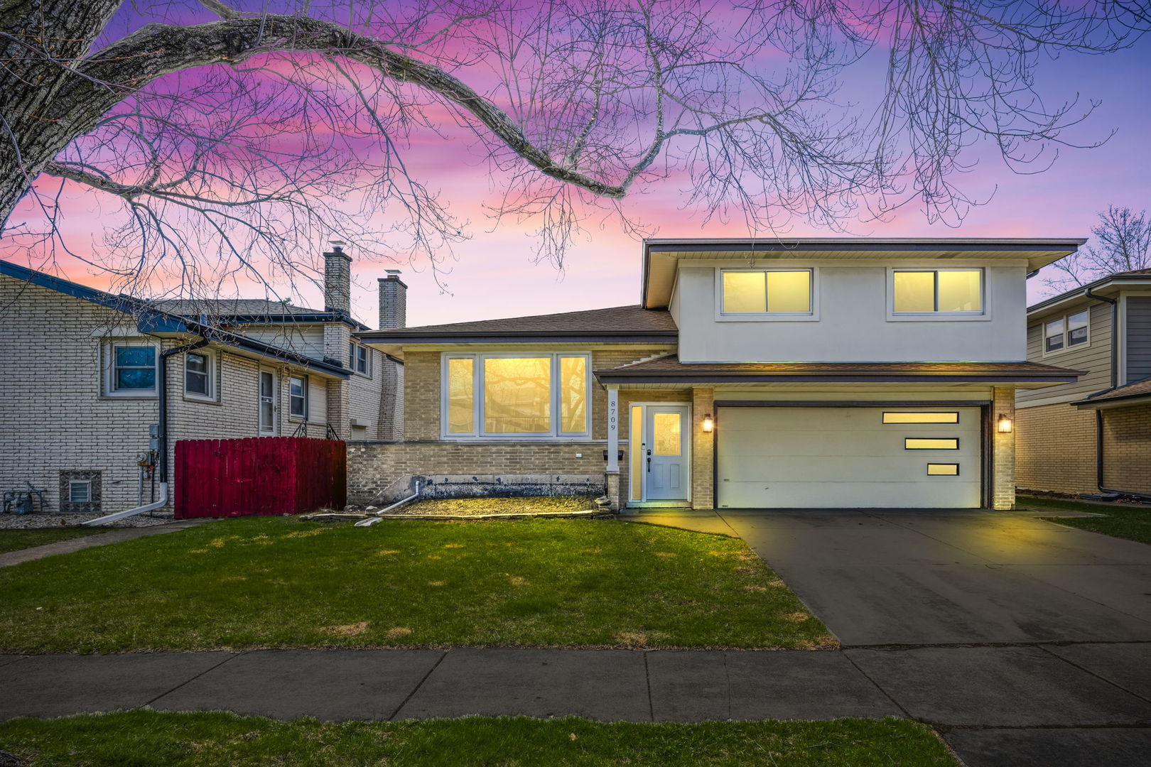 8709 W Madison Drive