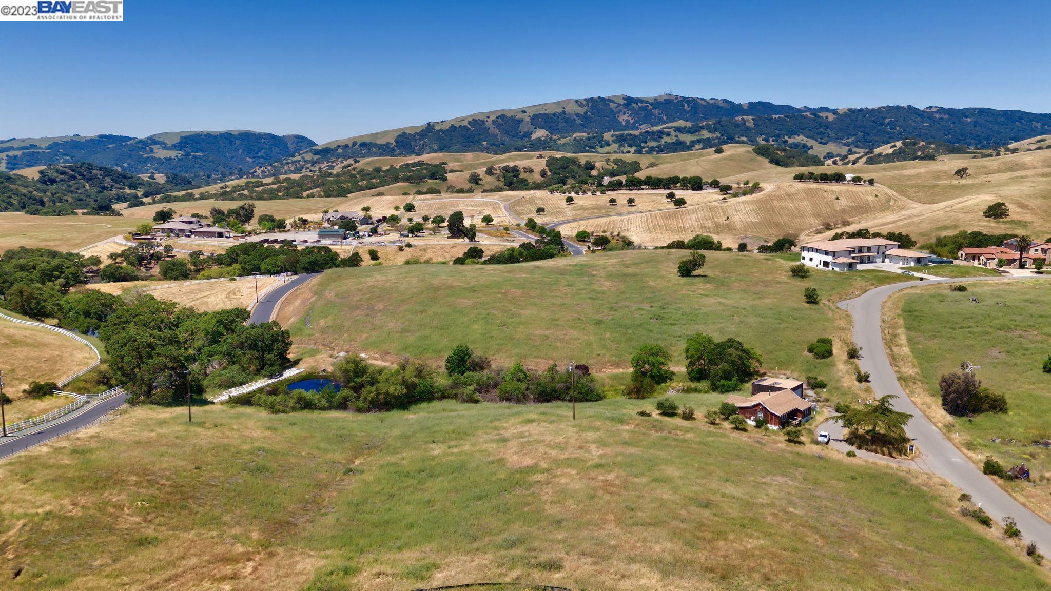 7768 Laguna Heights Ct