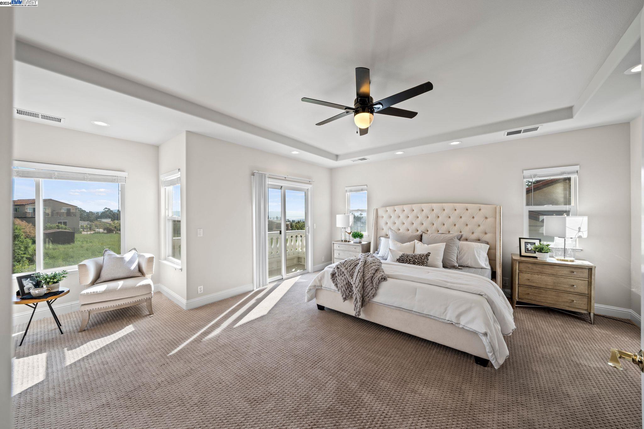 1585 Vinehill Circle