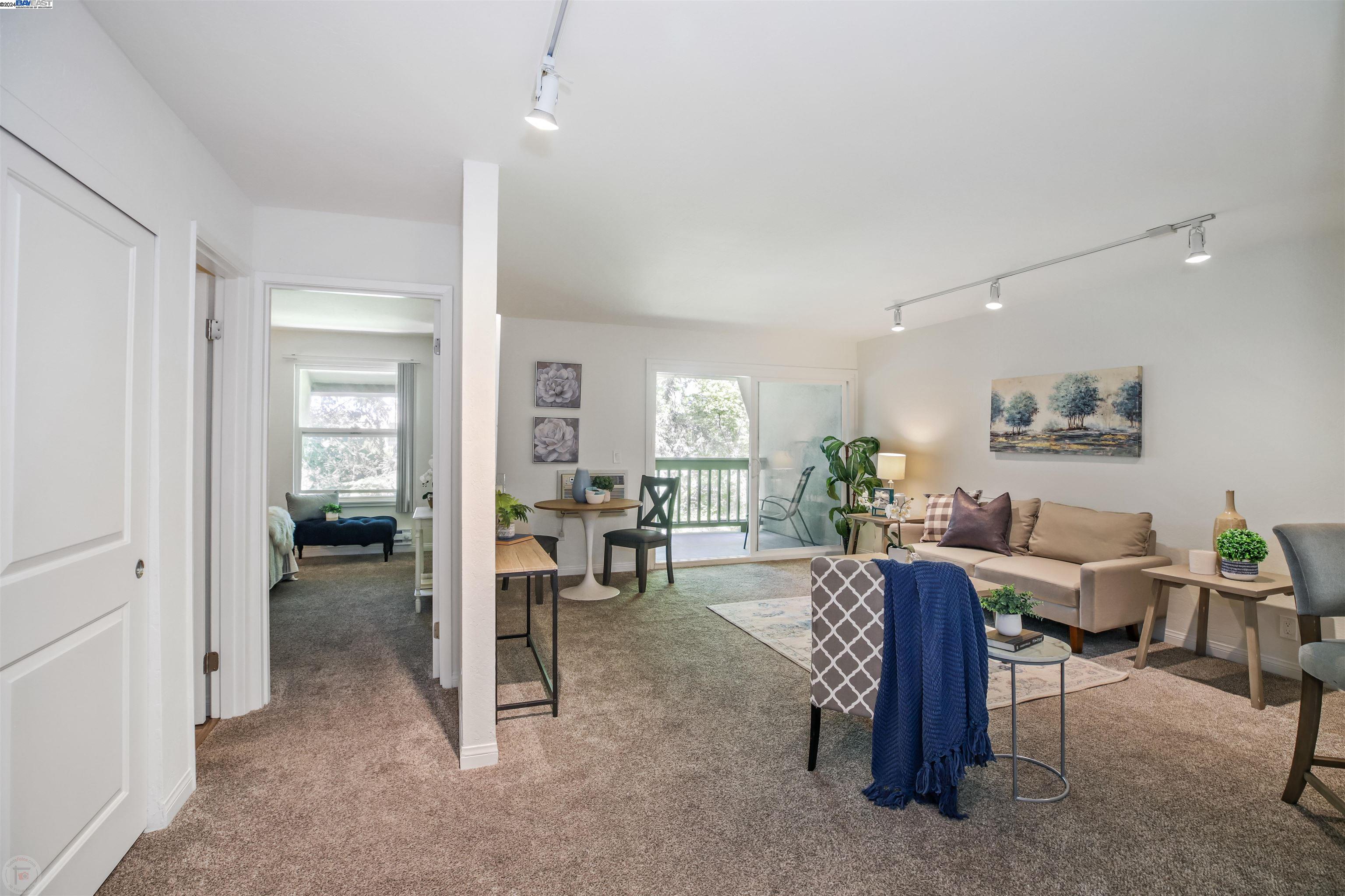 1087 Murrieta Blvd # 342