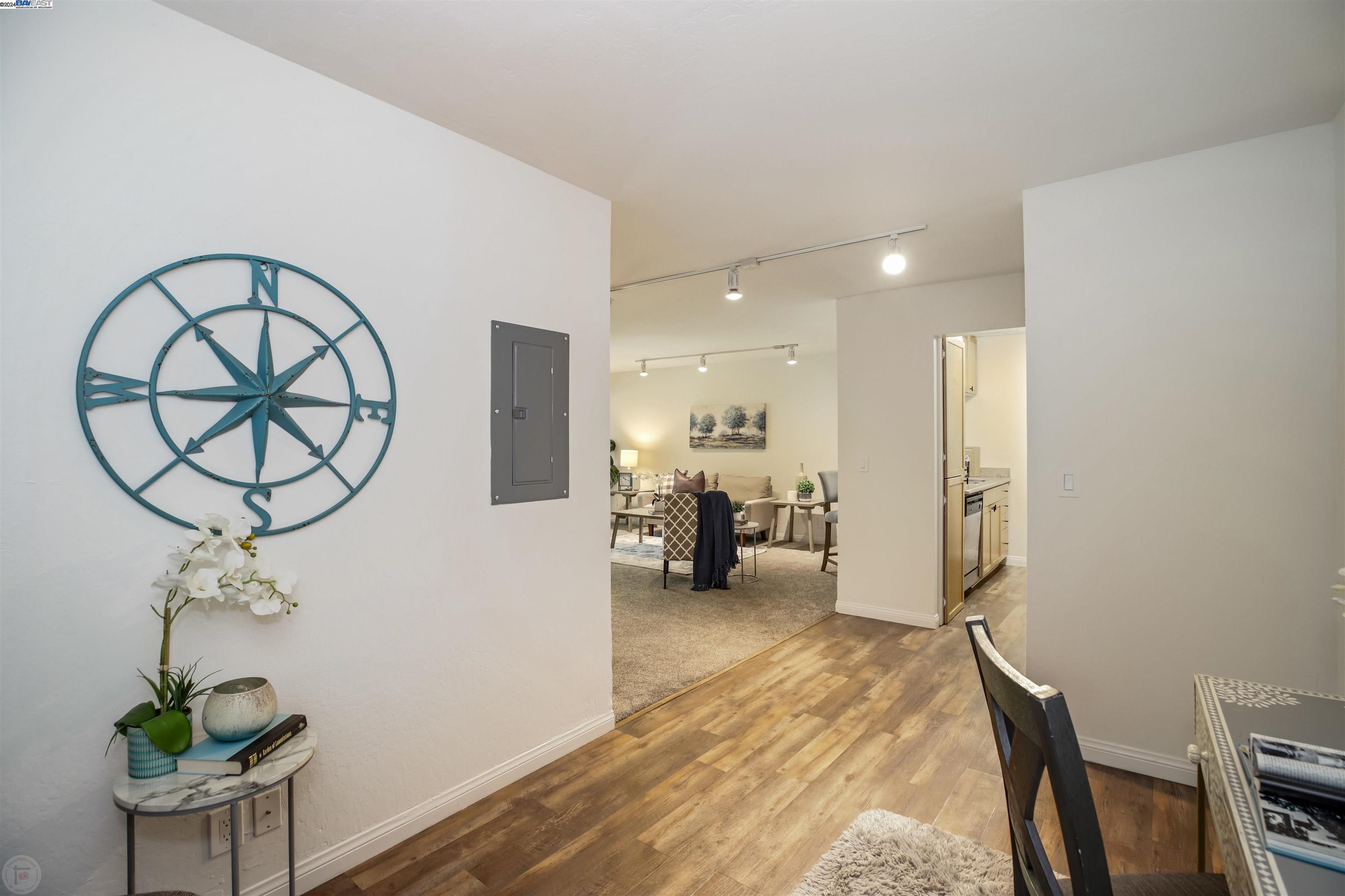 1087 Murrieta Blvd # 342