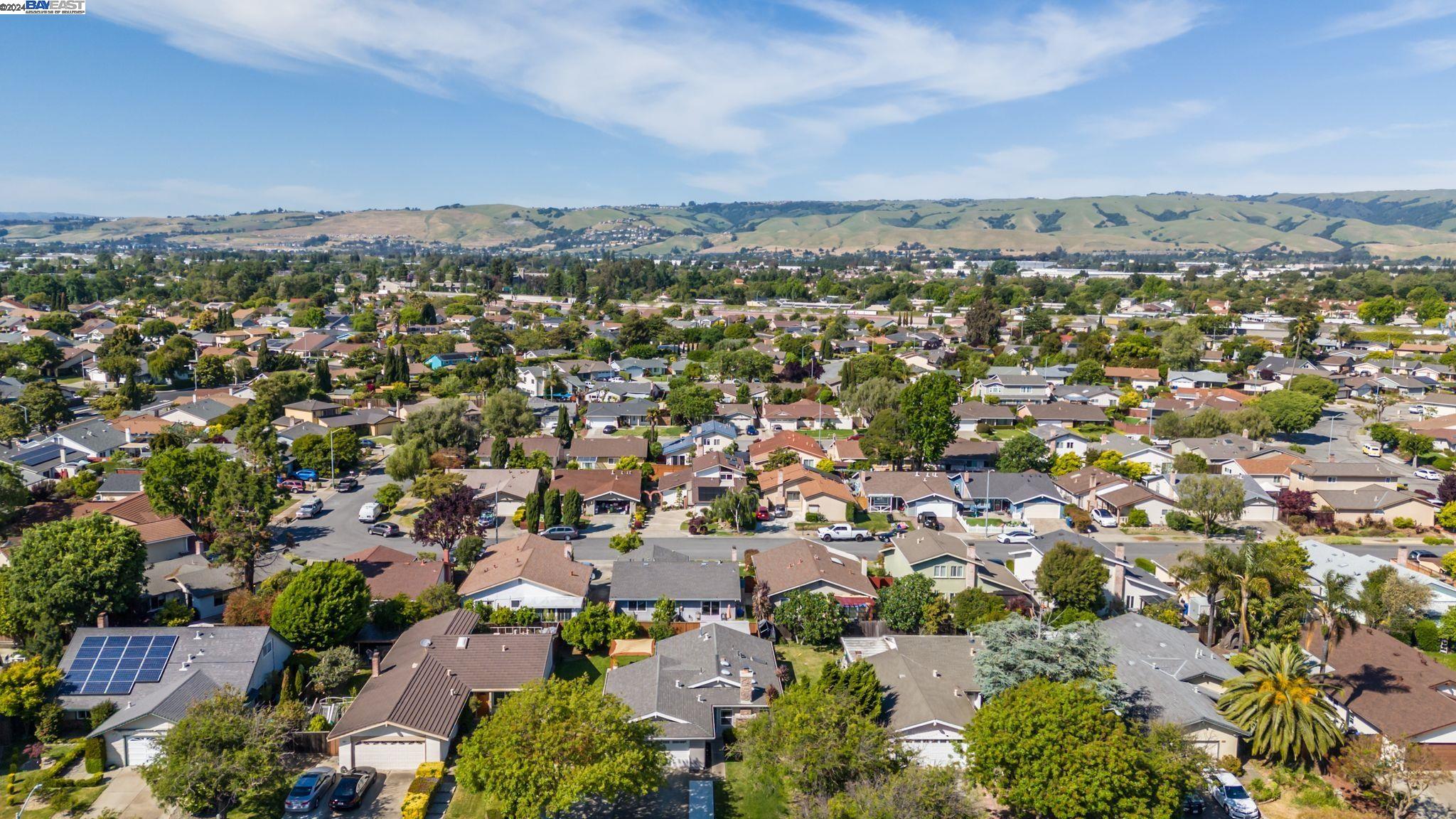 32488 Lake Chabot St