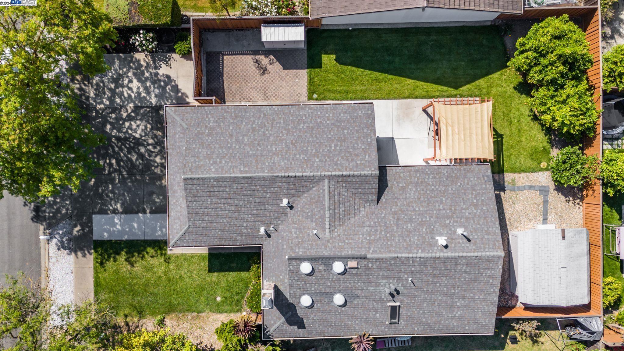 32488 Lake Chabot St