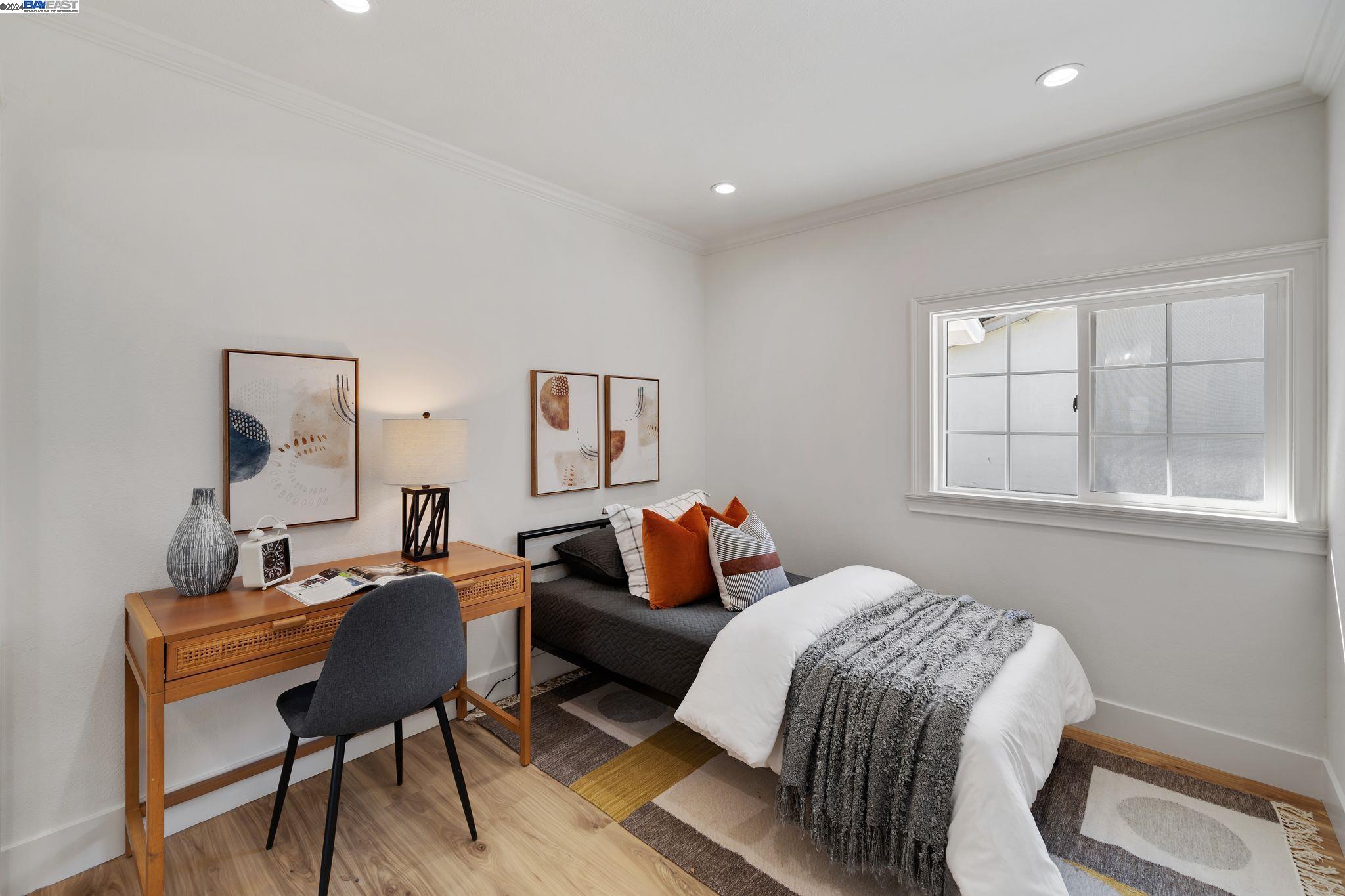 32488 Lake Chabot St