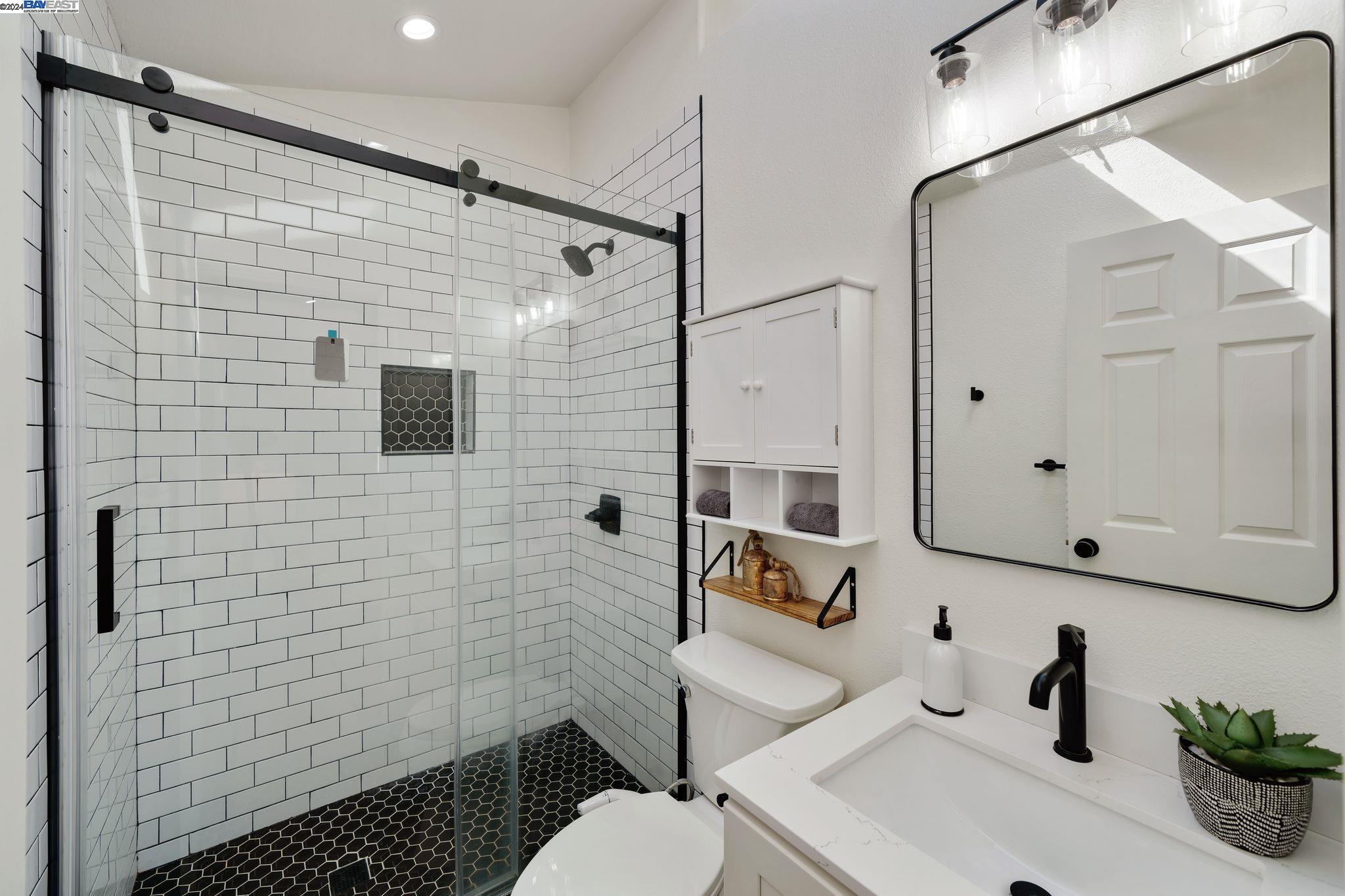 32488 Lake Chabot St