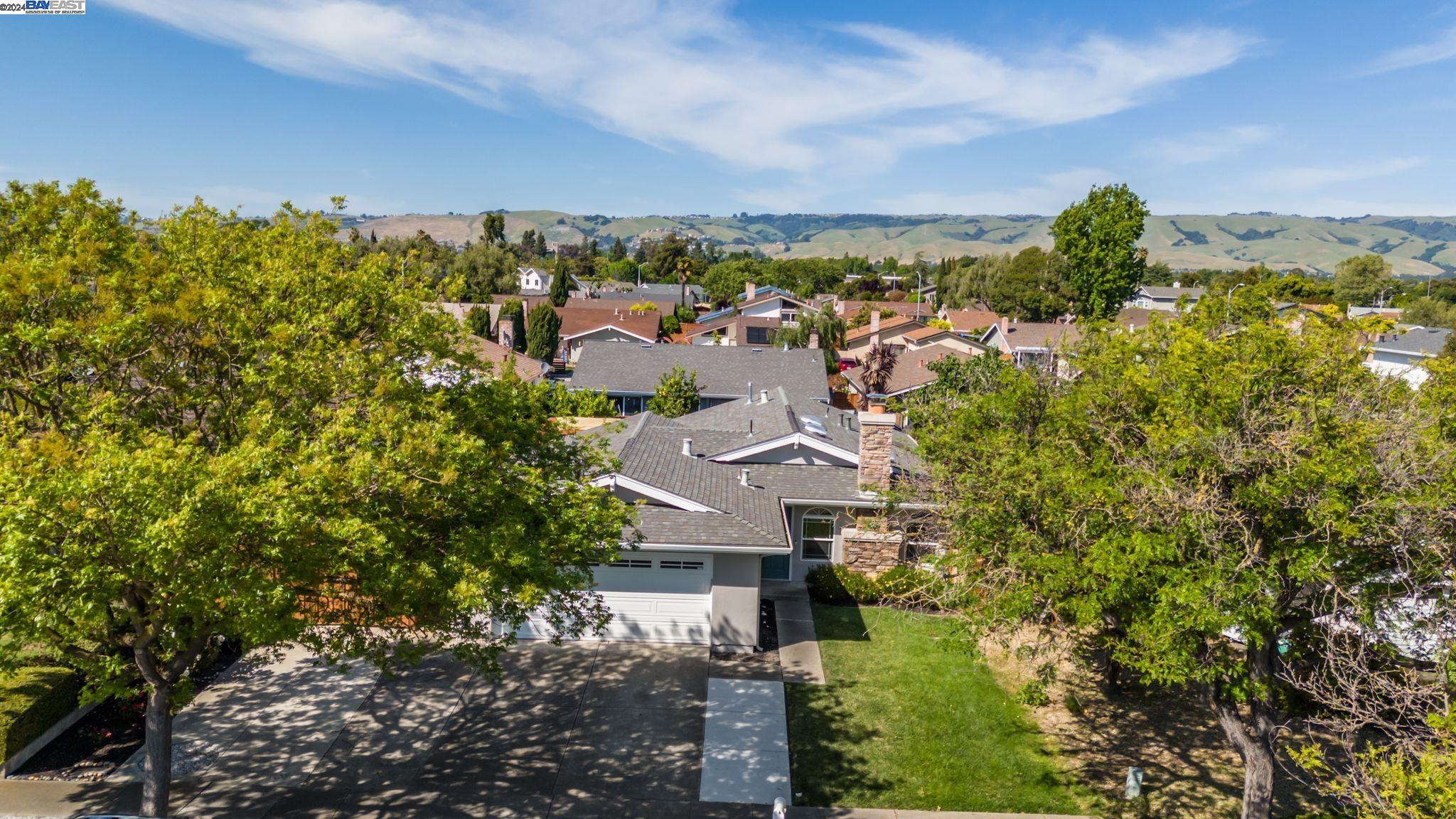 32488 Lake Chabot St