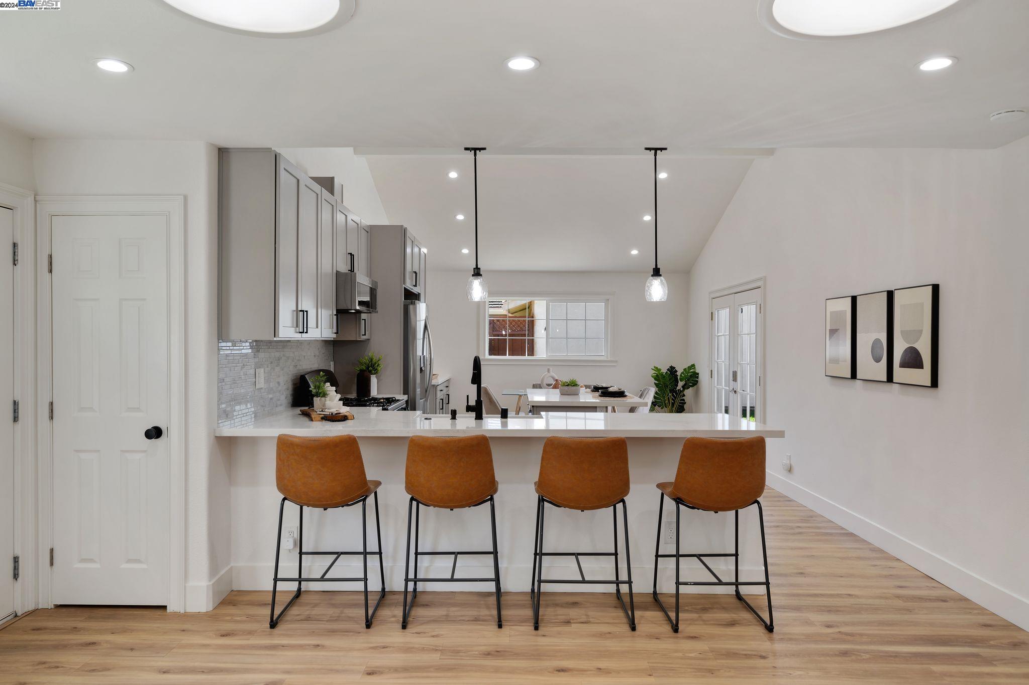 32488 Lake Chabot St