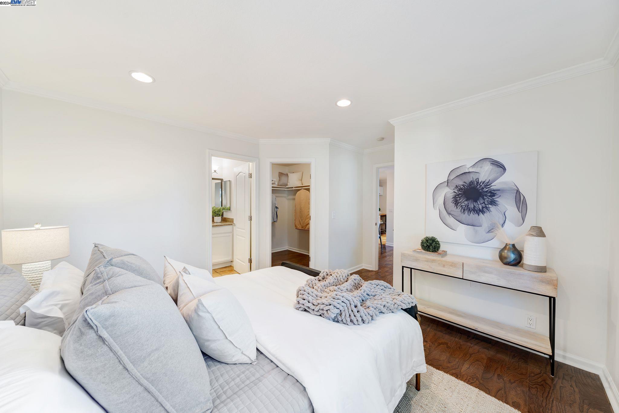 3284 Red Cedar Ter