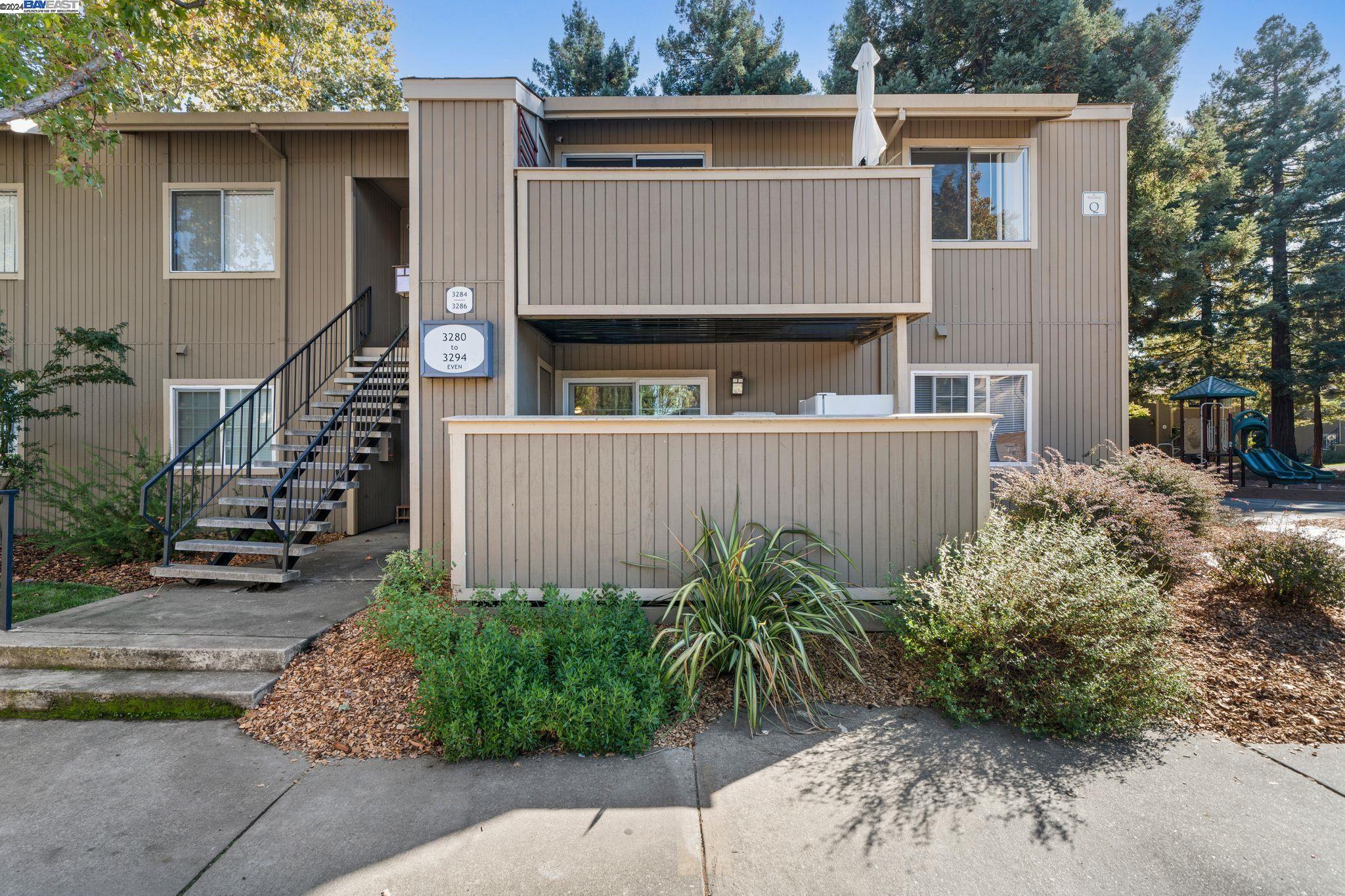 3284 Red Cedar Ter