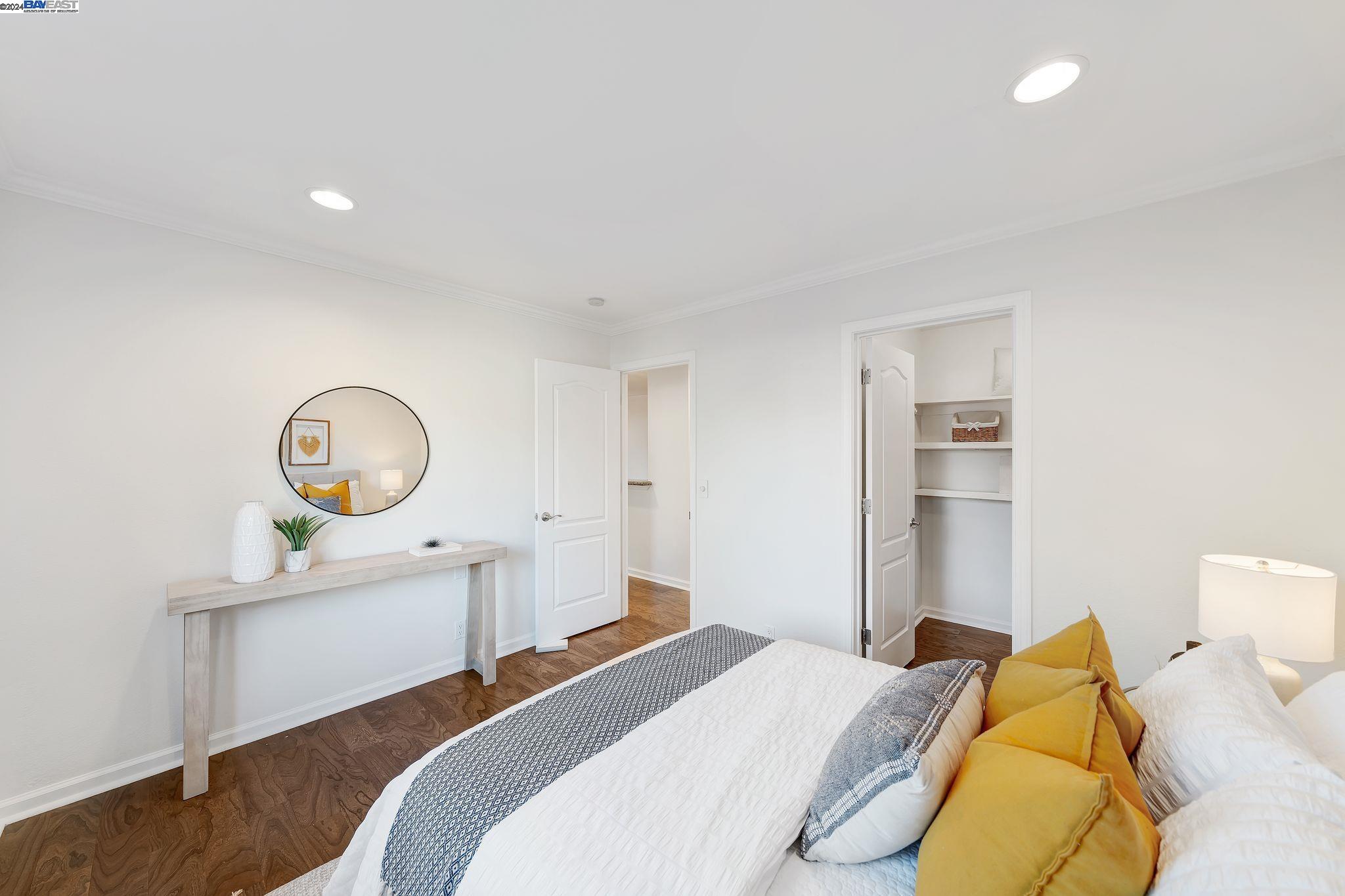 3284 Red Cedar Ter