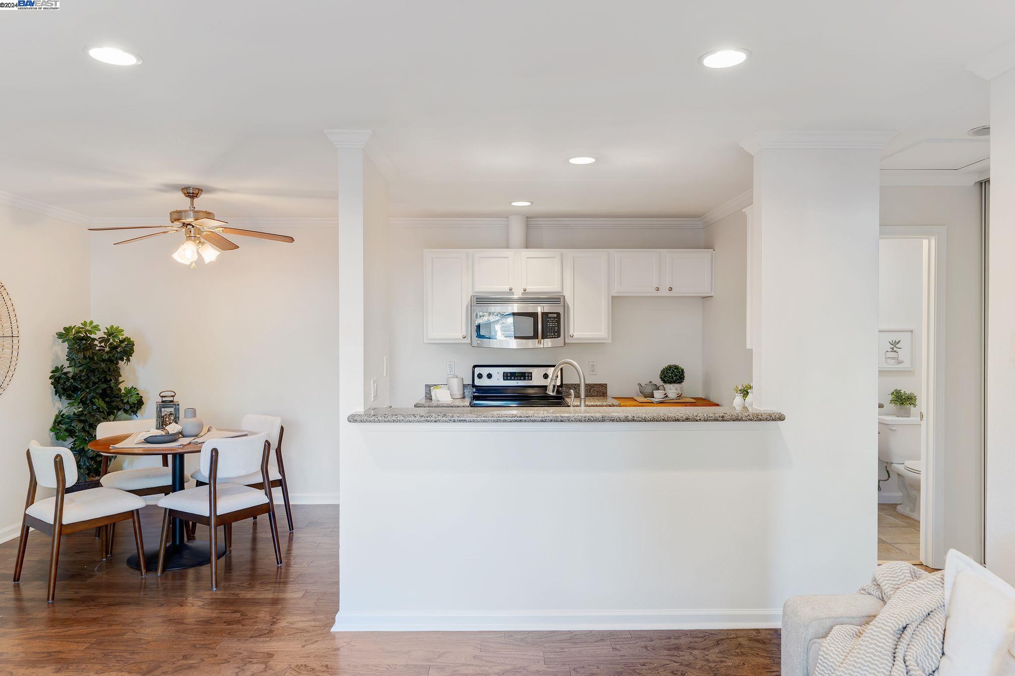 3284 Red Cedar Ter