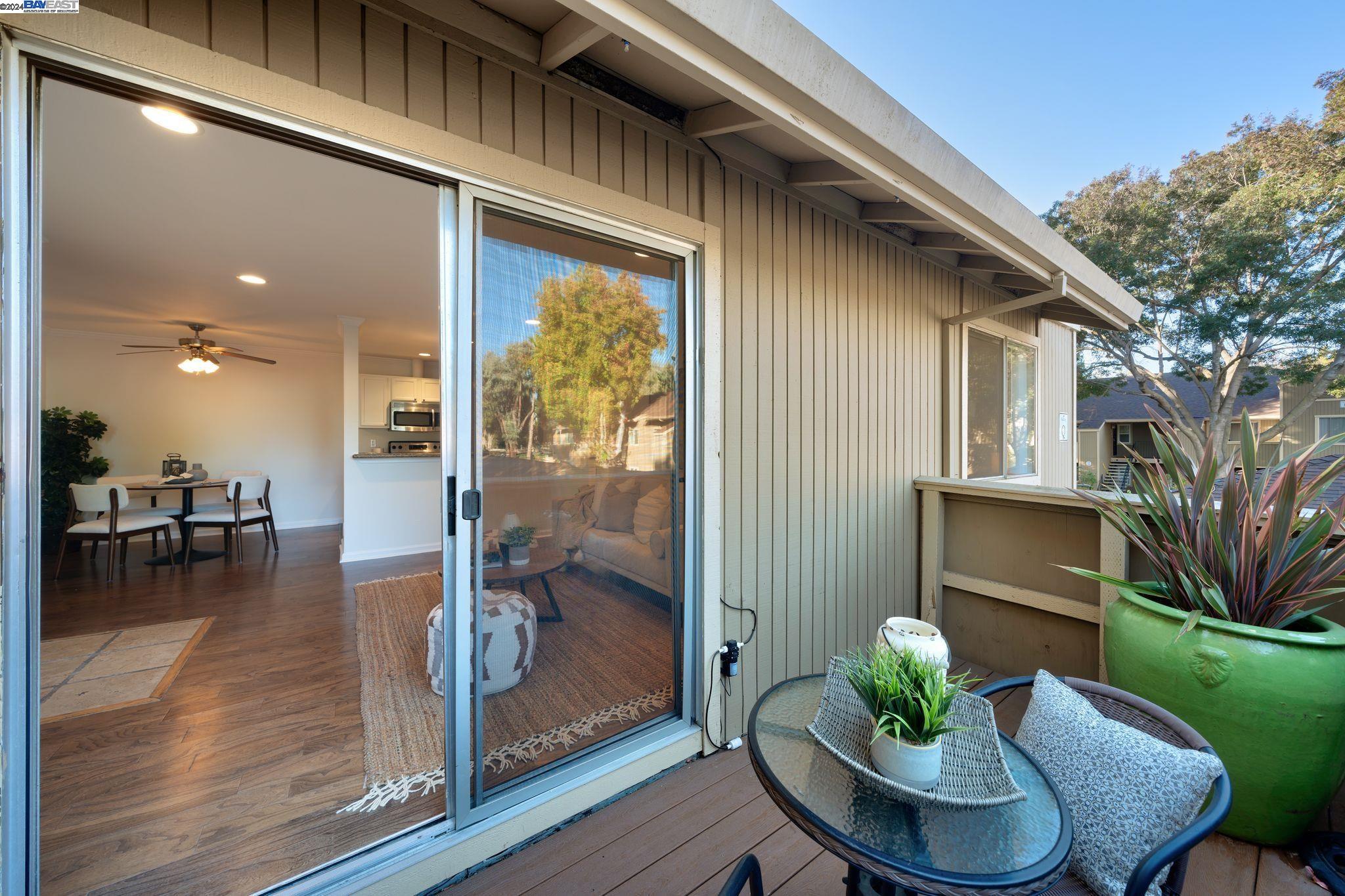 3284 Red Cedar Ter
