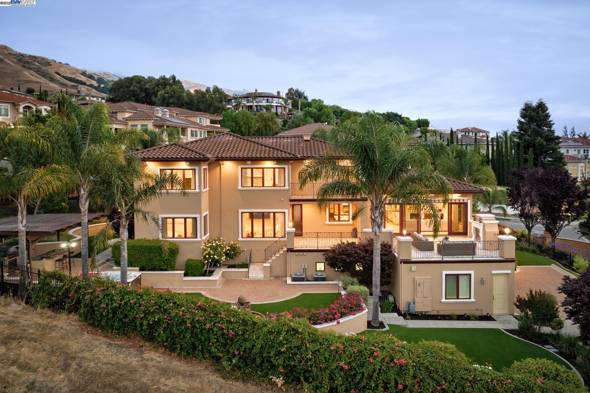 44506 Vista Grande Court