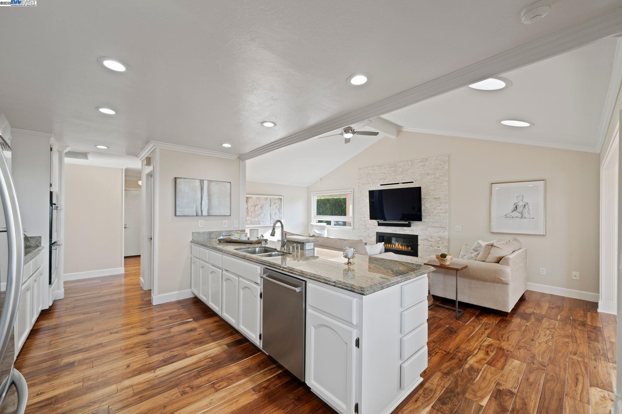 46925 Aloe Court