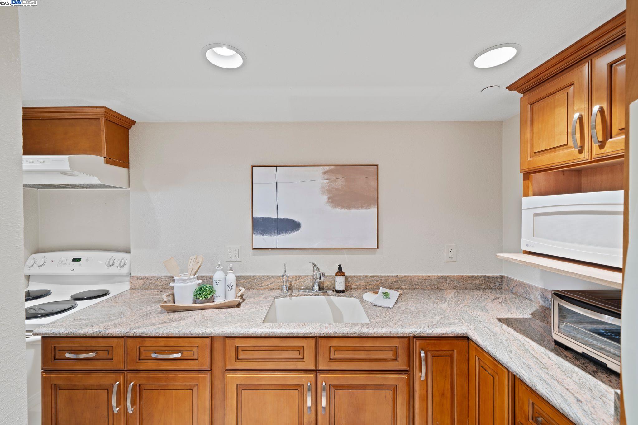 46925 Aloe Court