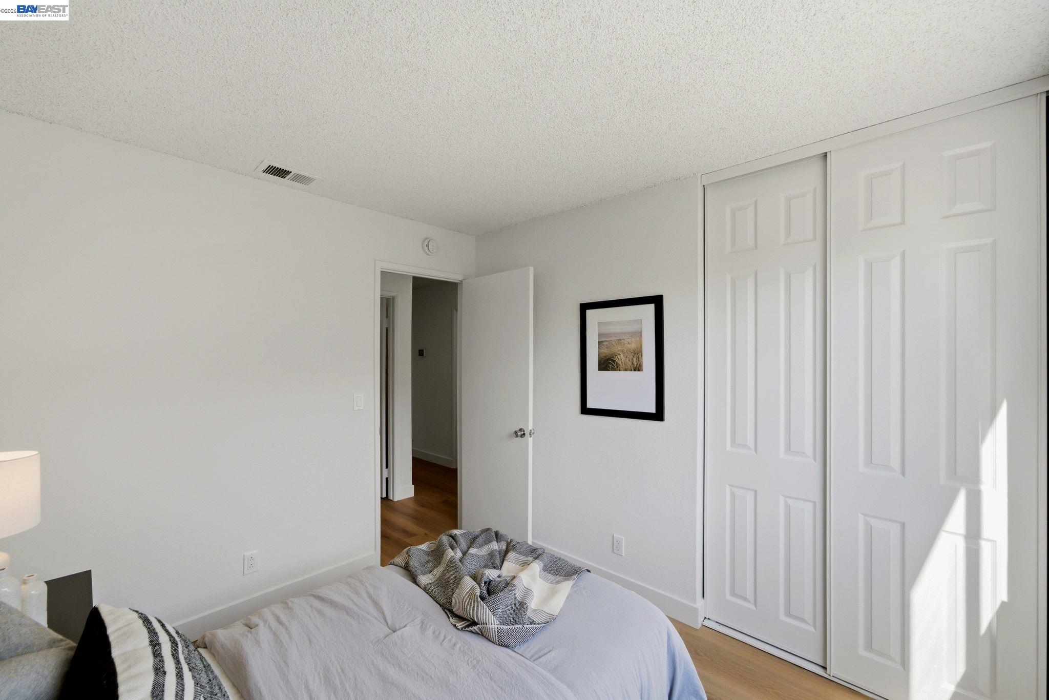 1686 Rhododendron Dr