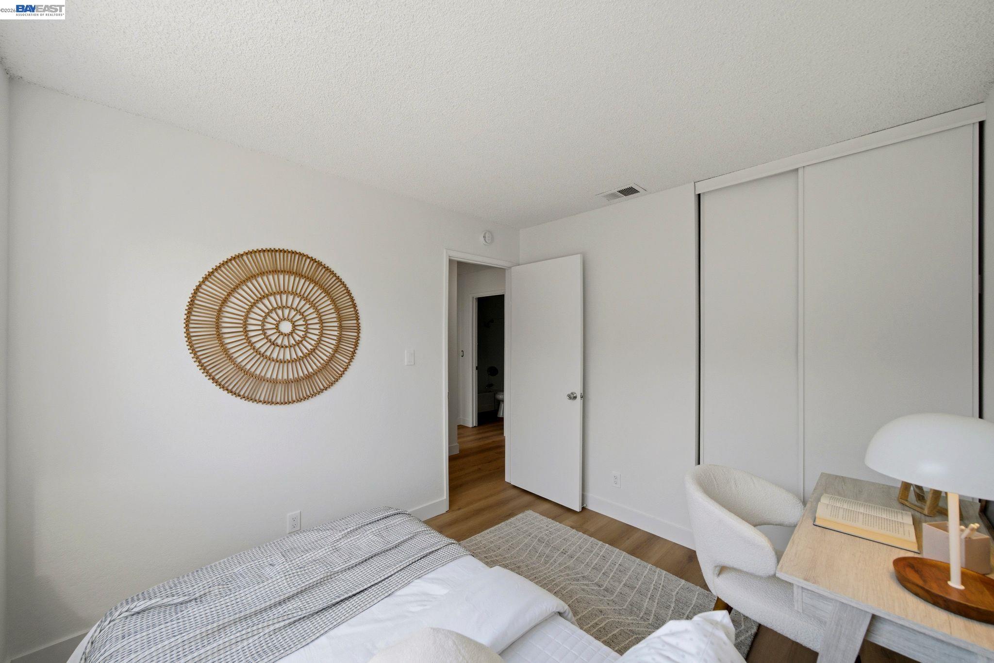 1686 Rhododendron Dr