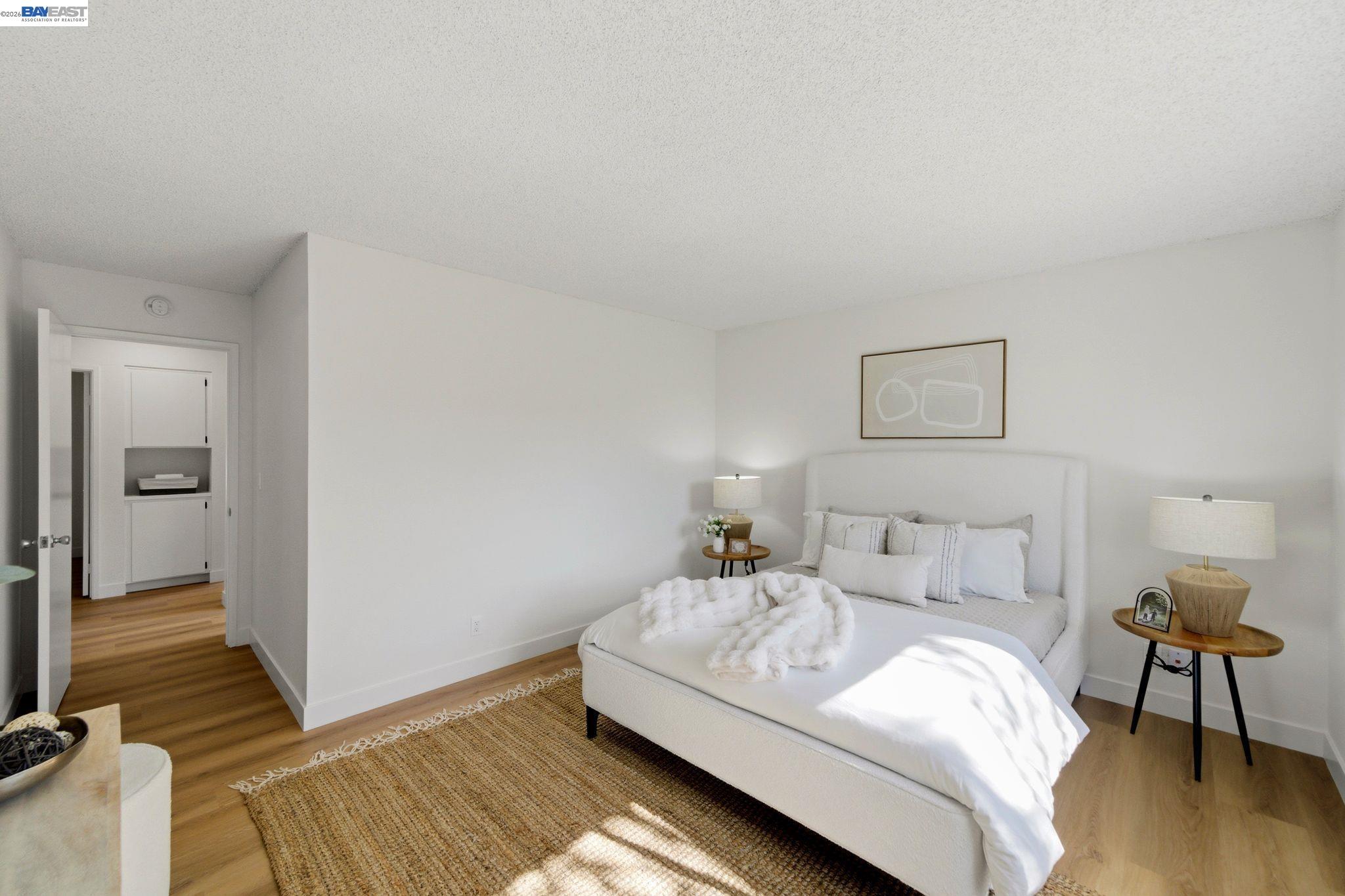 1686 Rhododendron Dr