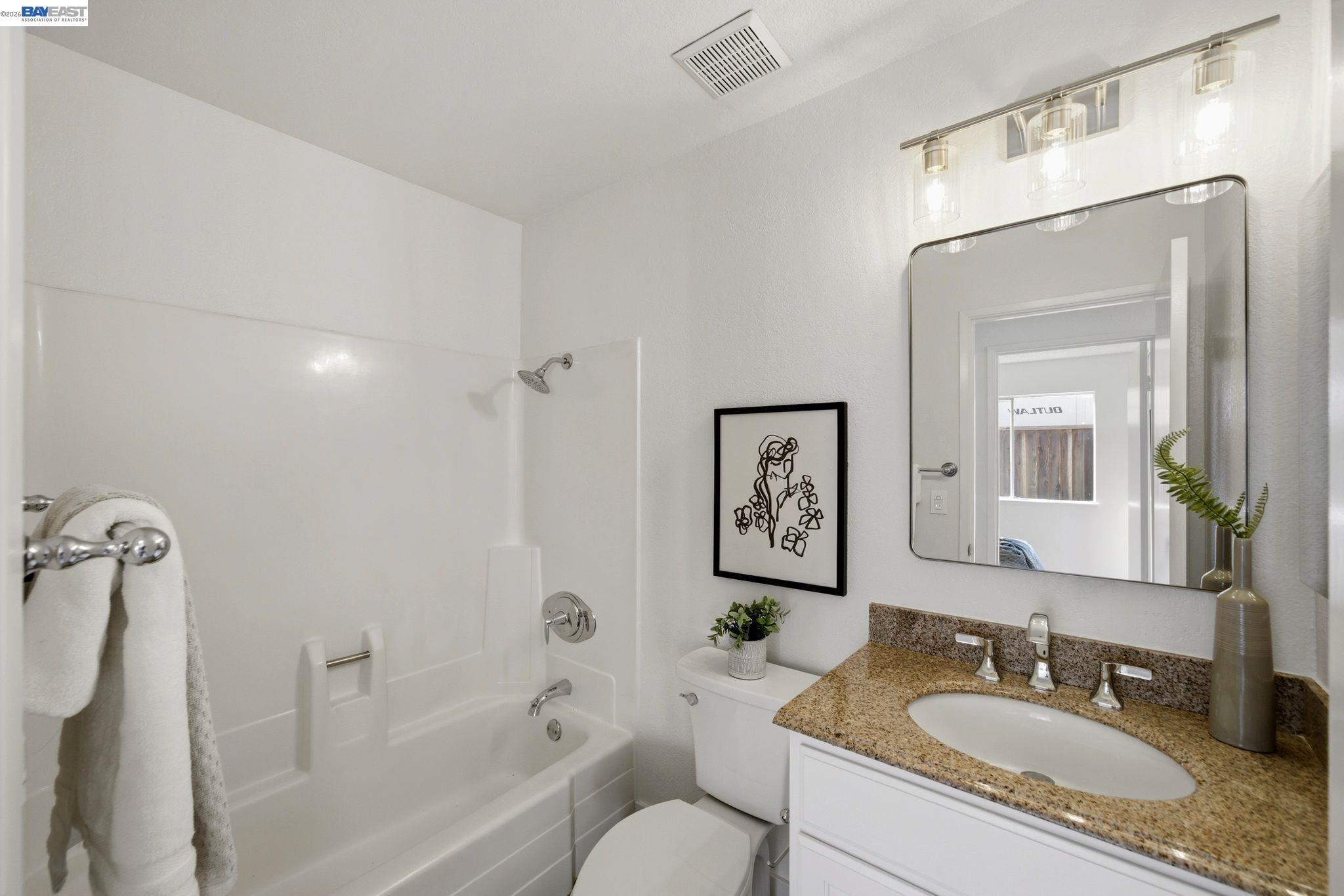 1686 Rhododendron Dr