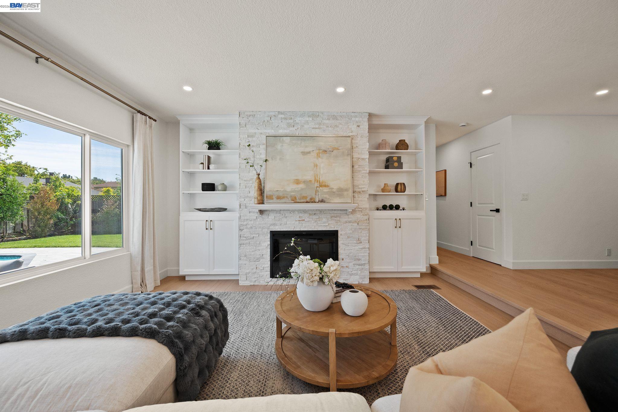 35279 Farnham Dr