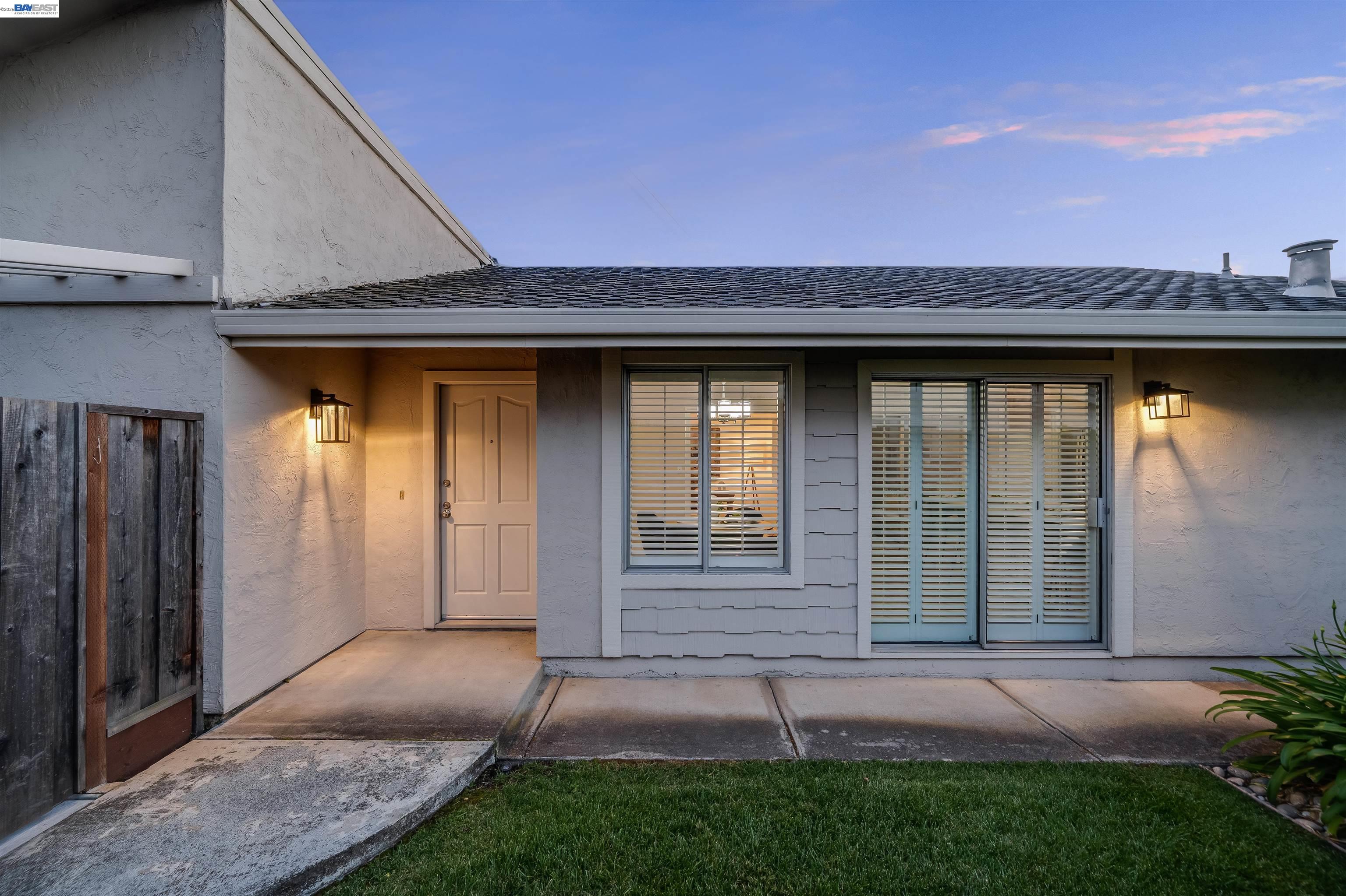 86 Snyder Way
