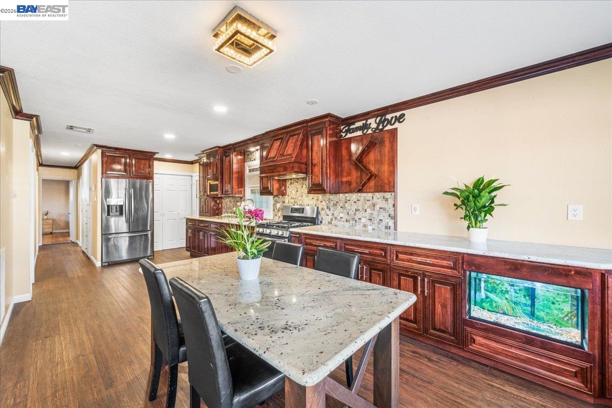 1866 Montecito Circle # 33