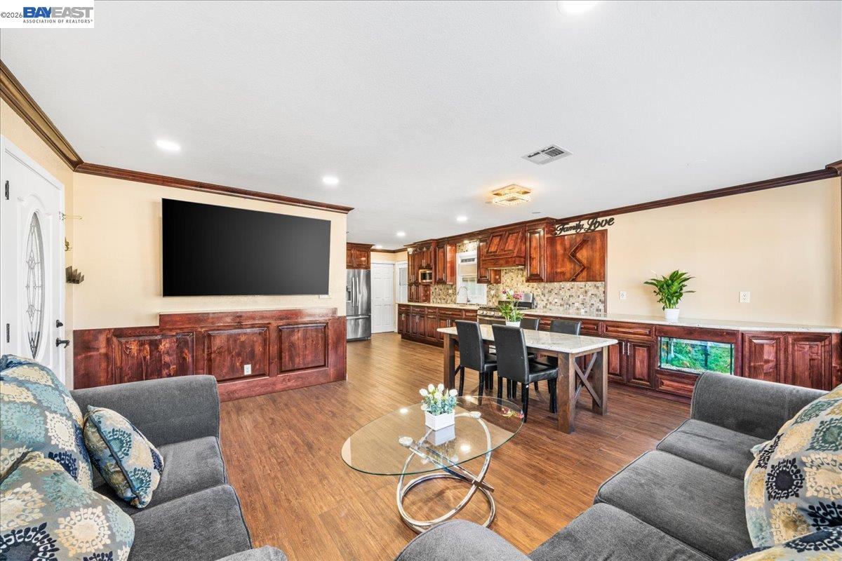 1866 Montecito Circle # 33