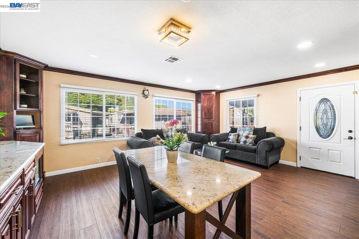 1866 Montecito Circle # 33