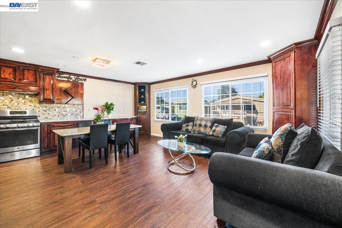 1866 Montecito Circle # 33