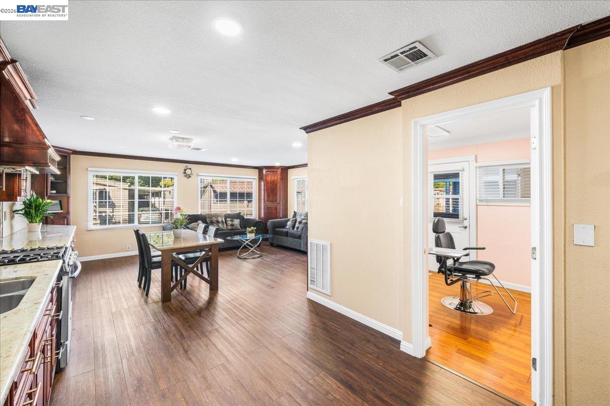 1866 Montecito Circle # 33