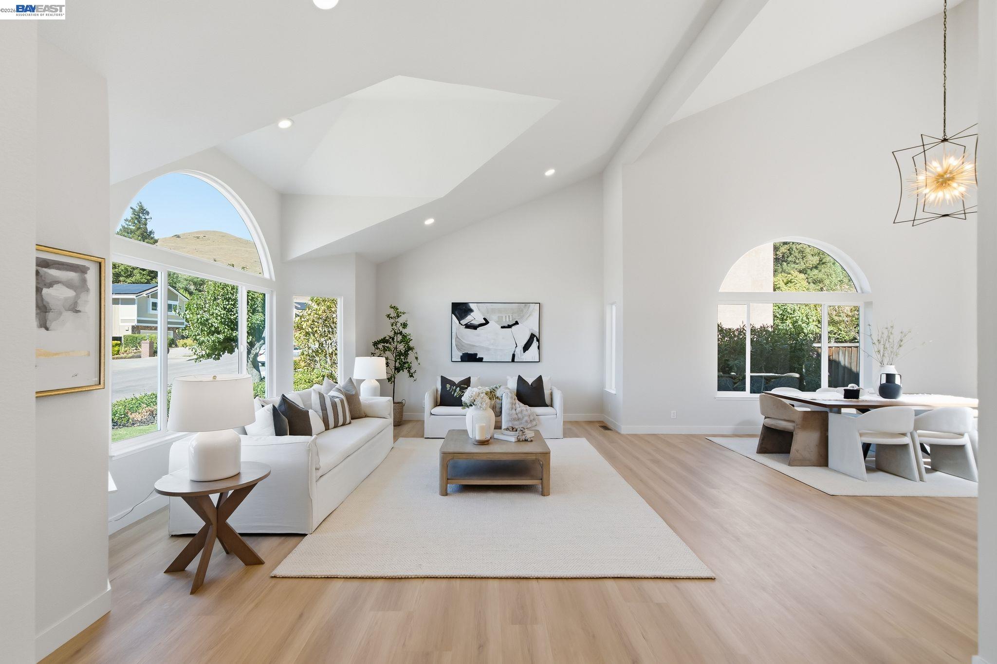 47 Palacio Ct