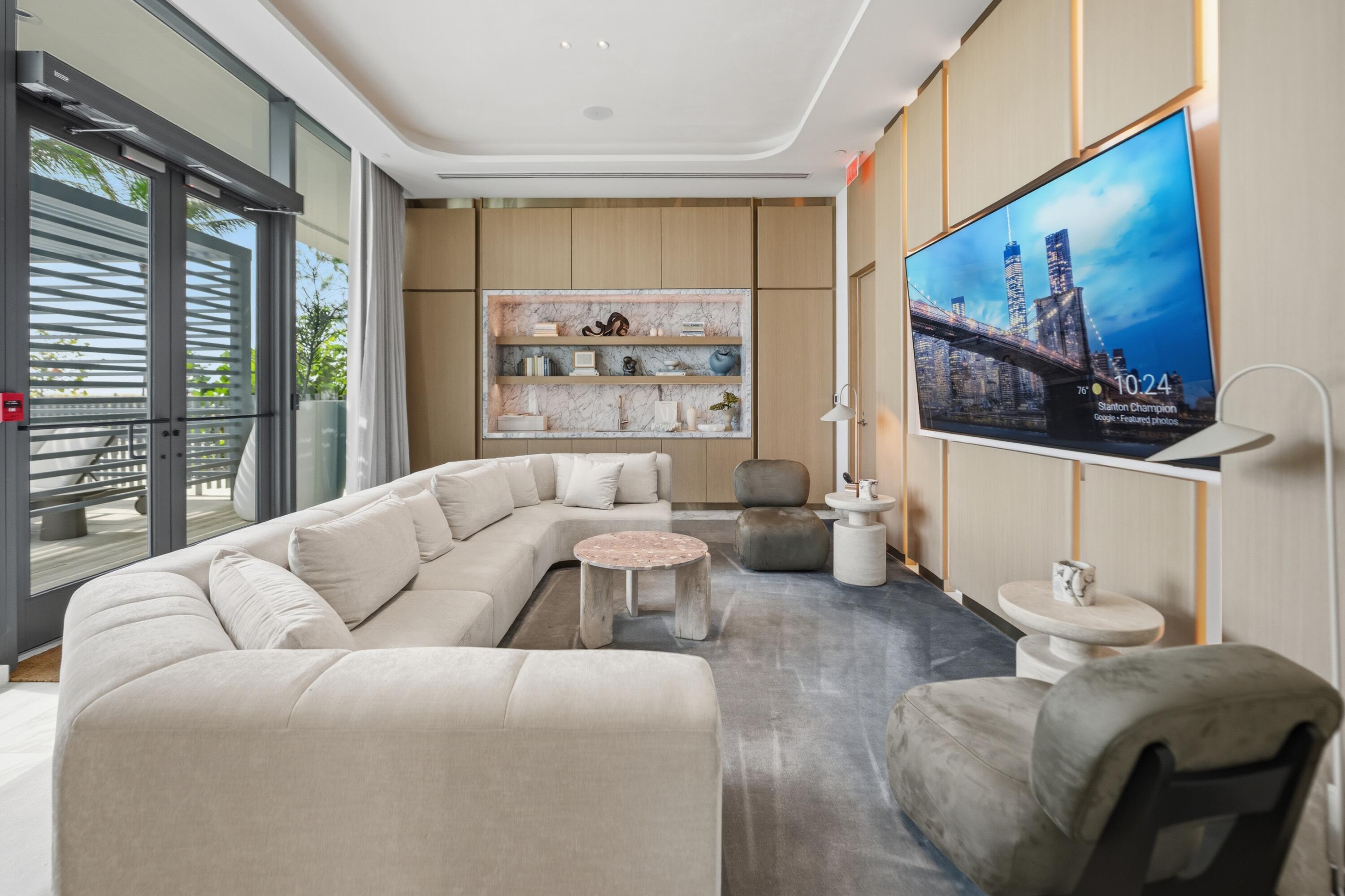 900 N Ocean Boulevard 802