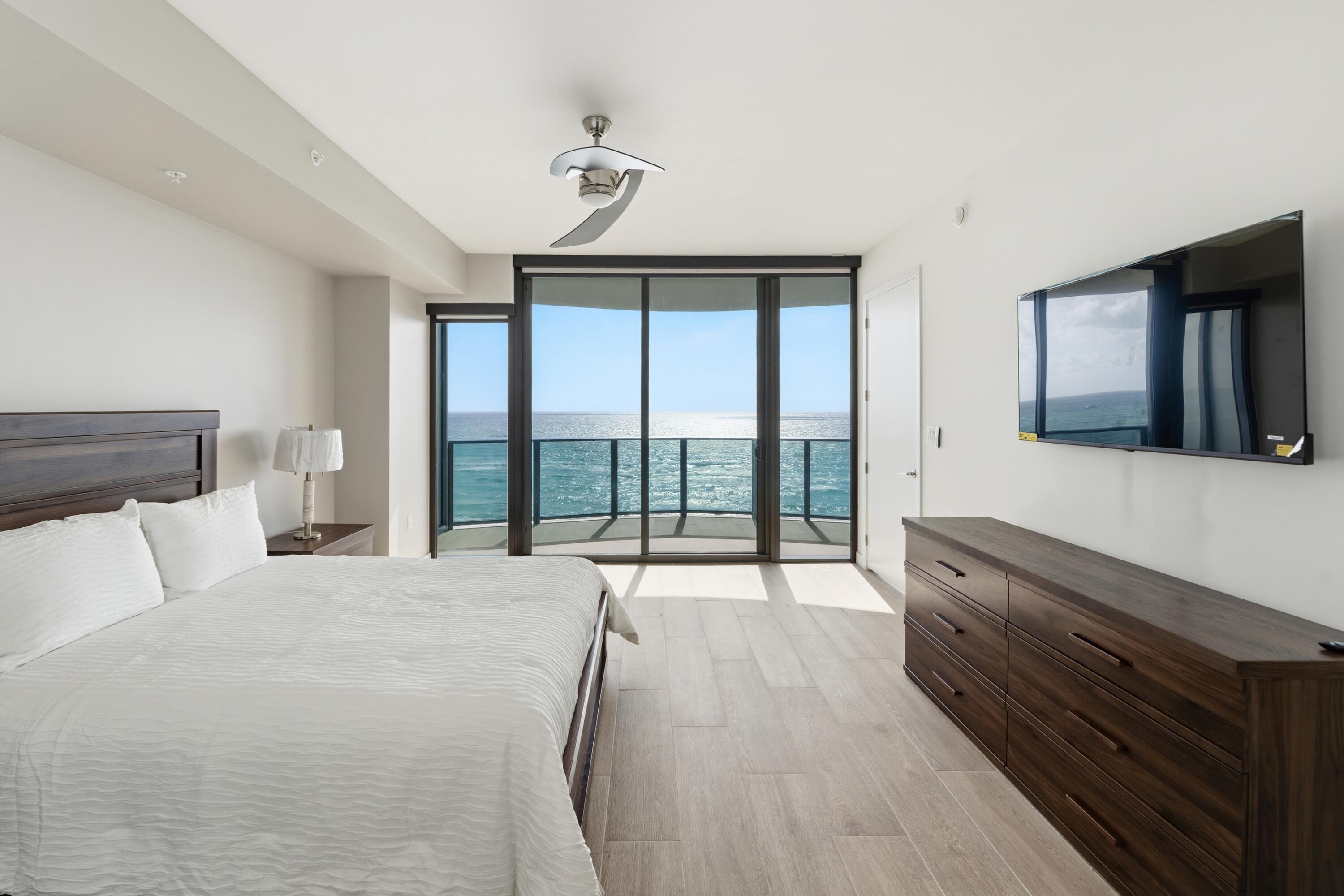 900 N Ocean Boulevard 802