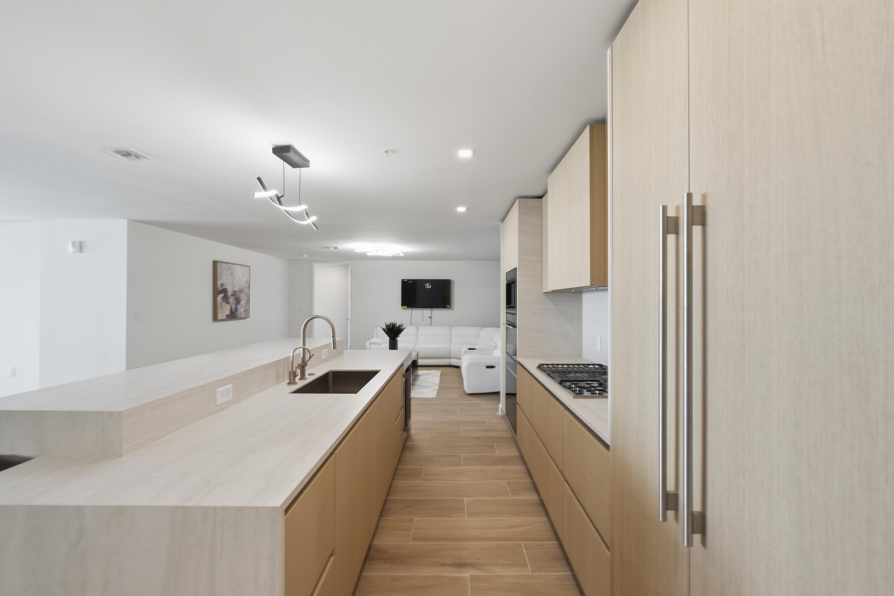 900 N Ocean Boulevard 802