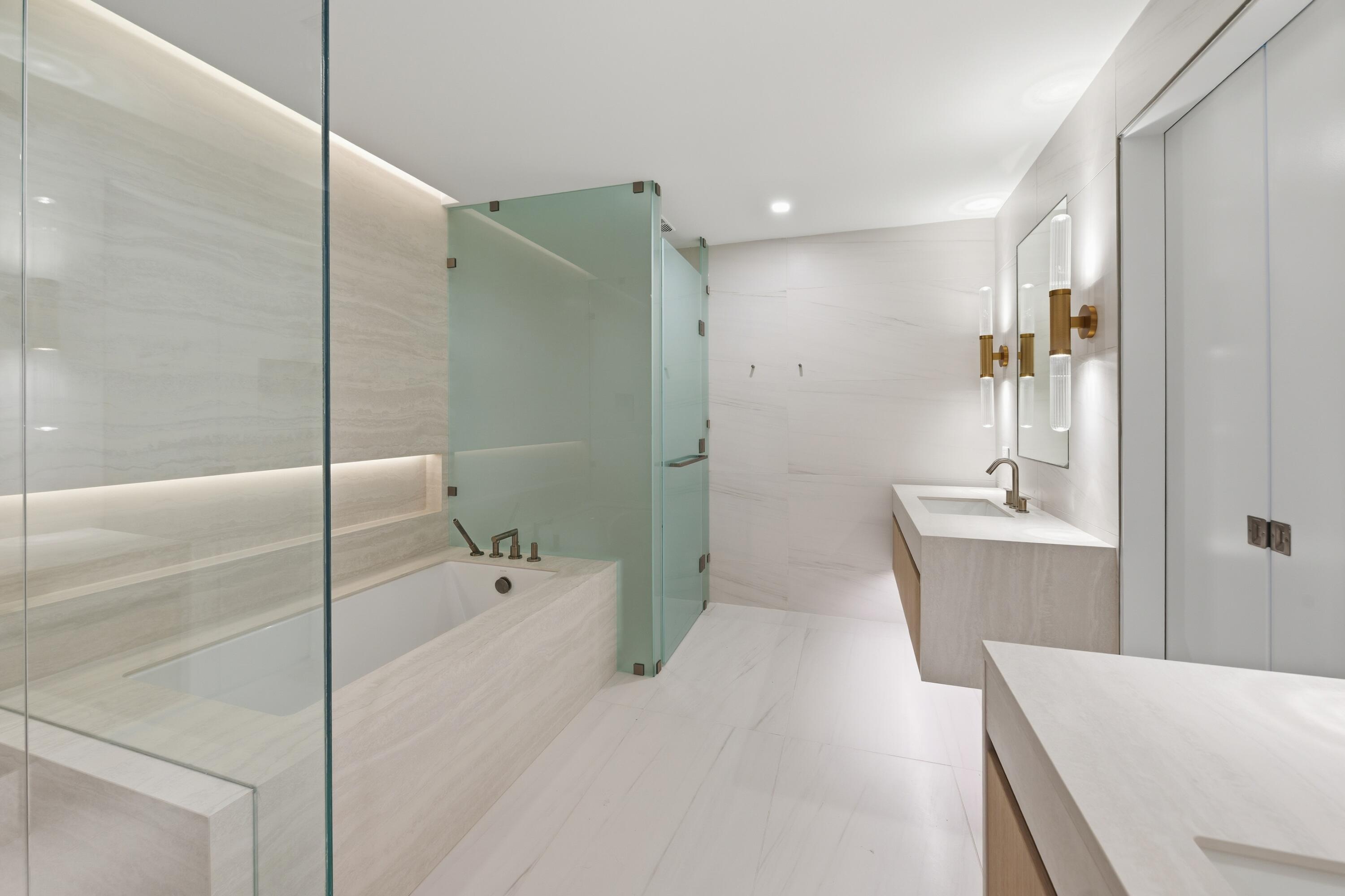 900 N Ocean Boulevard 802