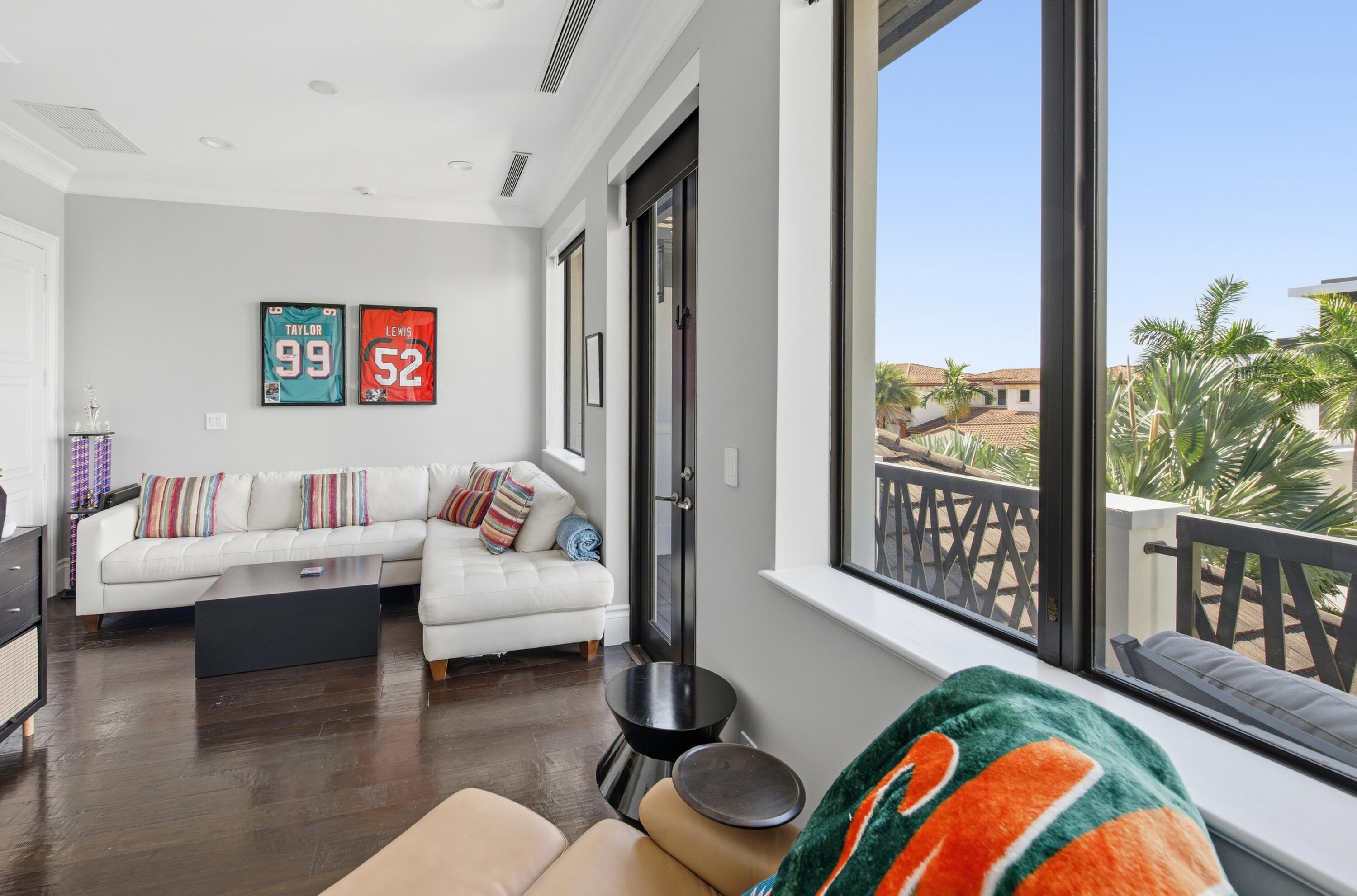 720 Isle Of Palms Drive