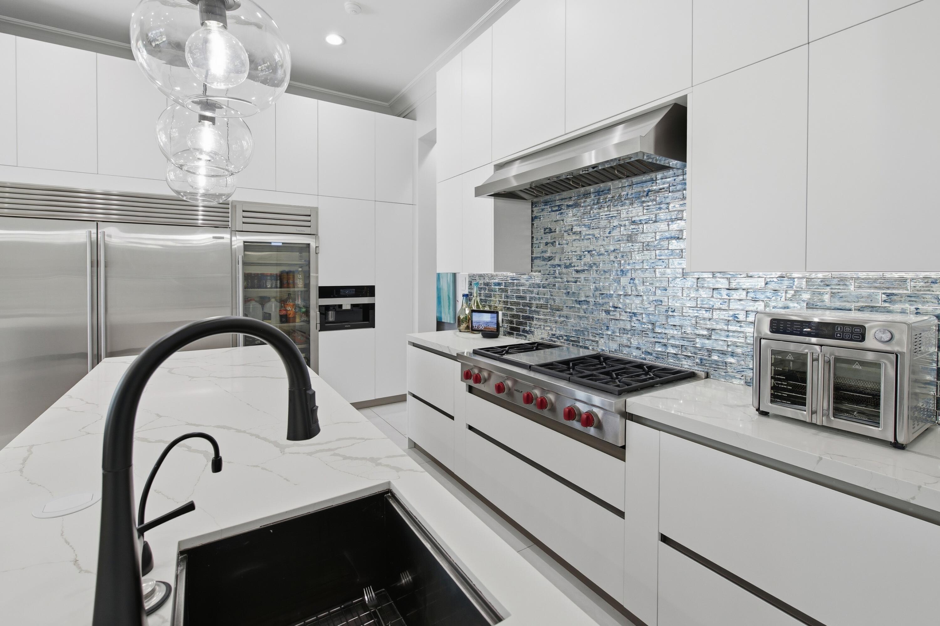 720 Isle Of Palms Drive